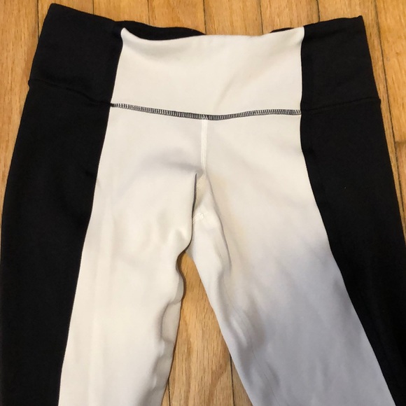 Lululemon leggings - Picture 2 of 3